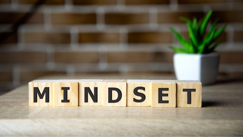 マインドセットと英語で書かれたブロック